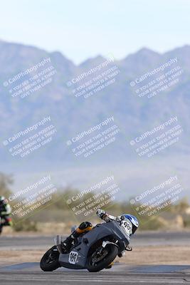 media/Jan-18-2026-CVMA (Sun) [[519f600f45]]/Race 6-Formula Twins-Formula 40 UL/